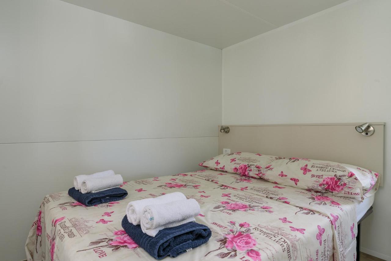 סגט ווראנייצה Salve Croatia Mobile Homes In Amadria Park Trogir מראה חיצוני תמונה