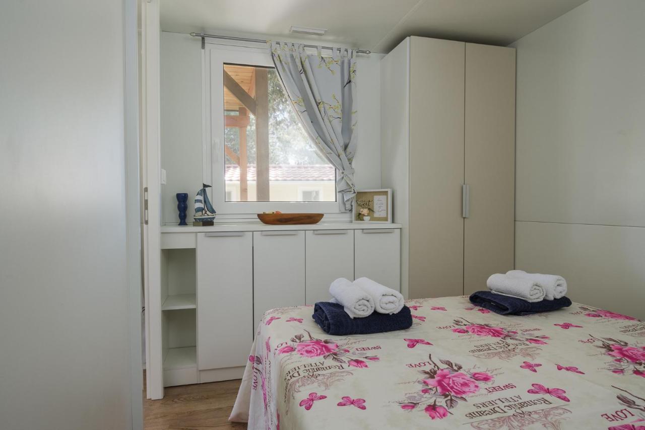 סגט ווראנייצה Salve Croatia Mobile Homes In Amadria Park Trogir מראה חיצוני תמונה